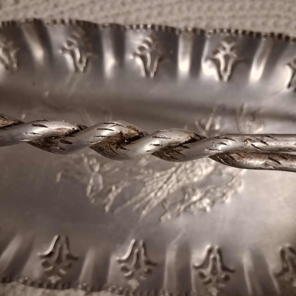 BIRD TRAY-METAL/TIN - Picture 3 of 5